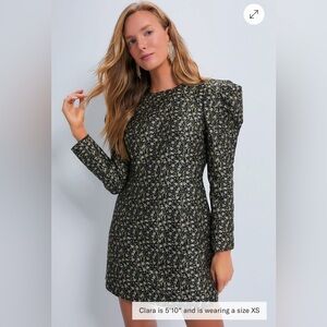 New with tags Hyacinth House Ditsy Black Jacquard Delilah Mini Dress size M.